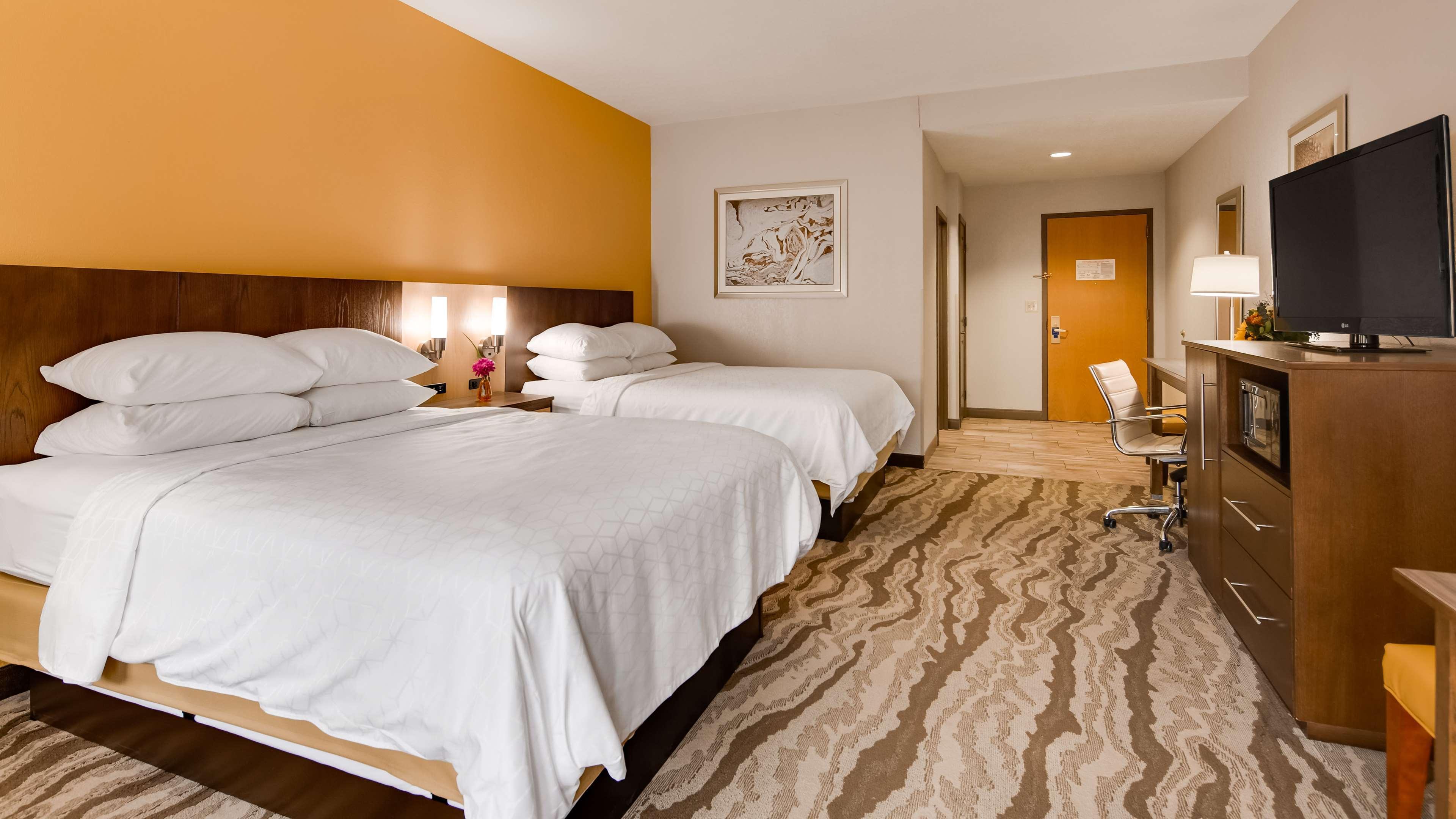 Best Western Plus River Escape Sylva / Дилсбъро Екстериор снимка