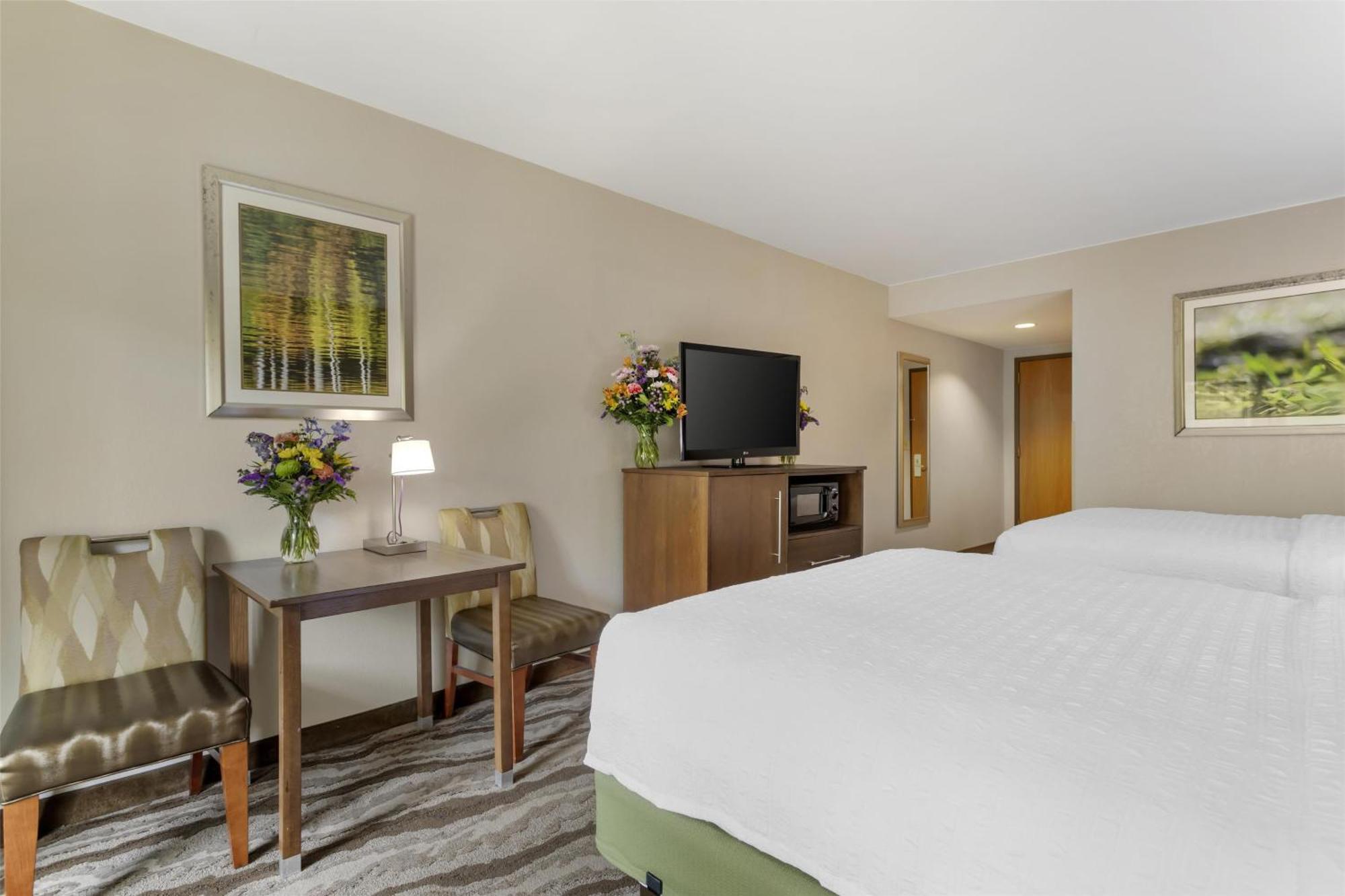 Best Western Plus River Escape Sylva / Дилсбъро Екстериор снимка